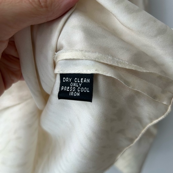 Vintage Ivory silk Chiffon Bow Blouse Linda Allard - Picture 10 of 15